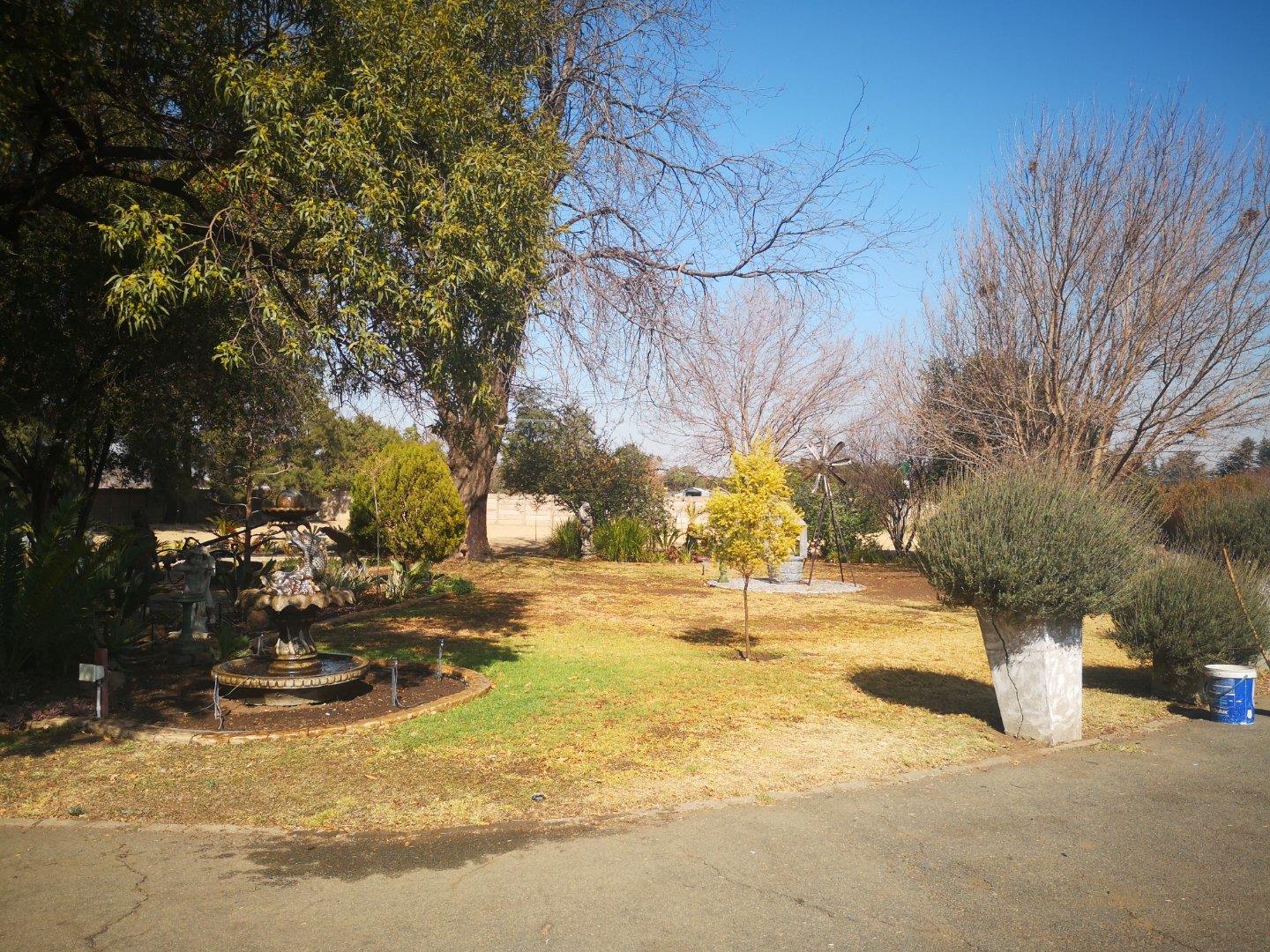 4 Bedroom Farm for Sale - Gauteng
