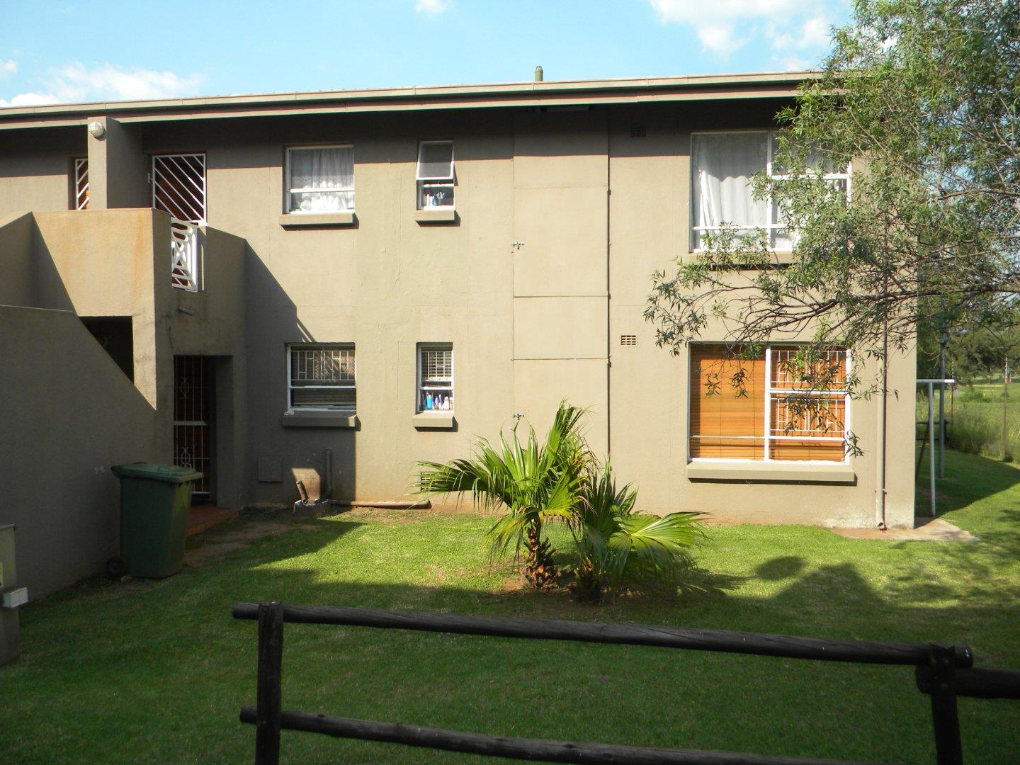 2 Bedroom Apartment for Sale - Gauteng