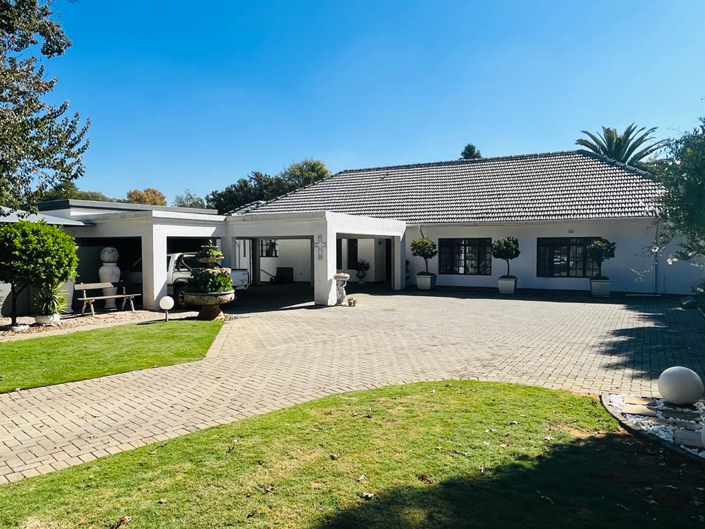 4 Bedroom House for Sale - Gauteng