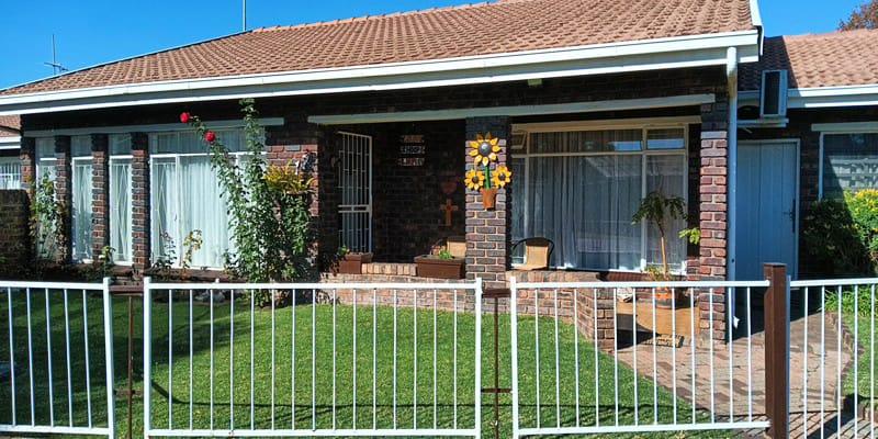 2 Bedroom Townhouse for Sale - Gauteng
