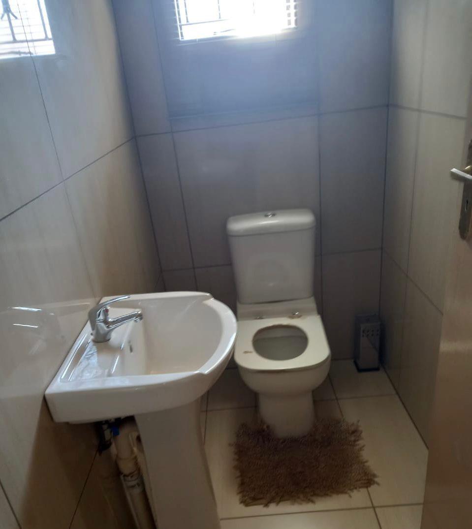 317587769.jpg