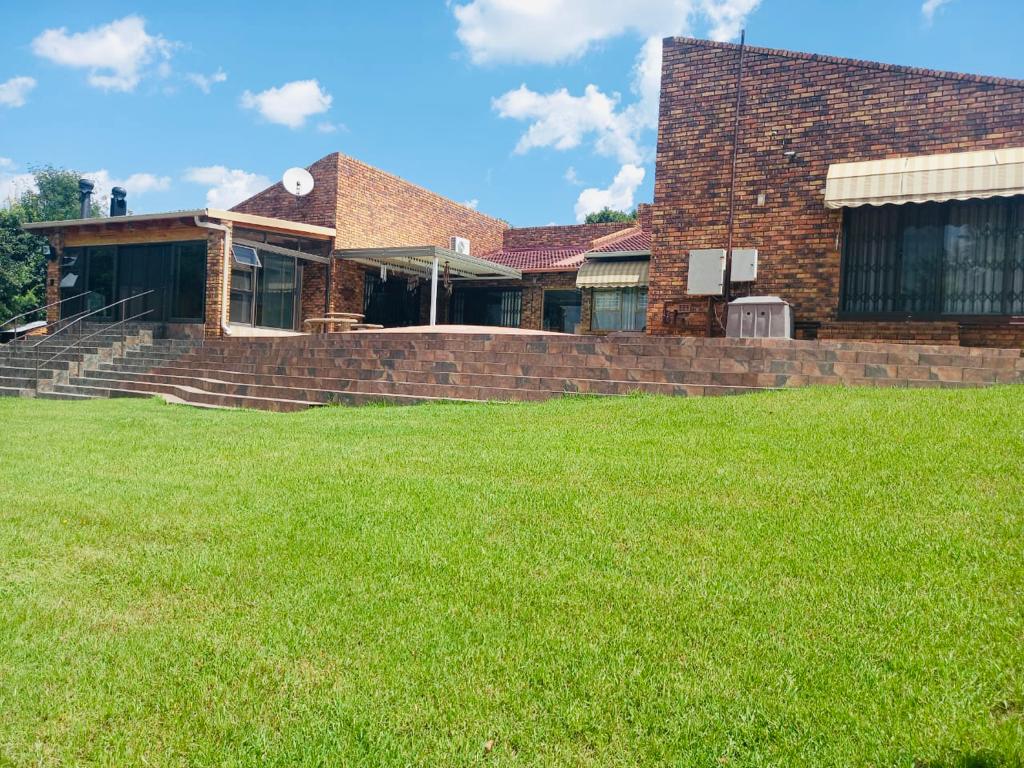 4 Bedroom House for Sale - Gauteng
