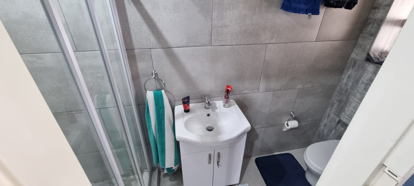 322246905.jpg