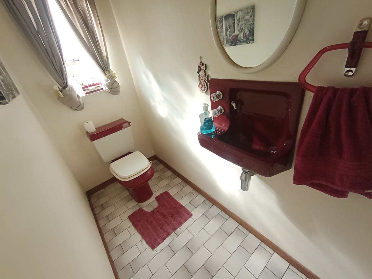 346090251.jpg