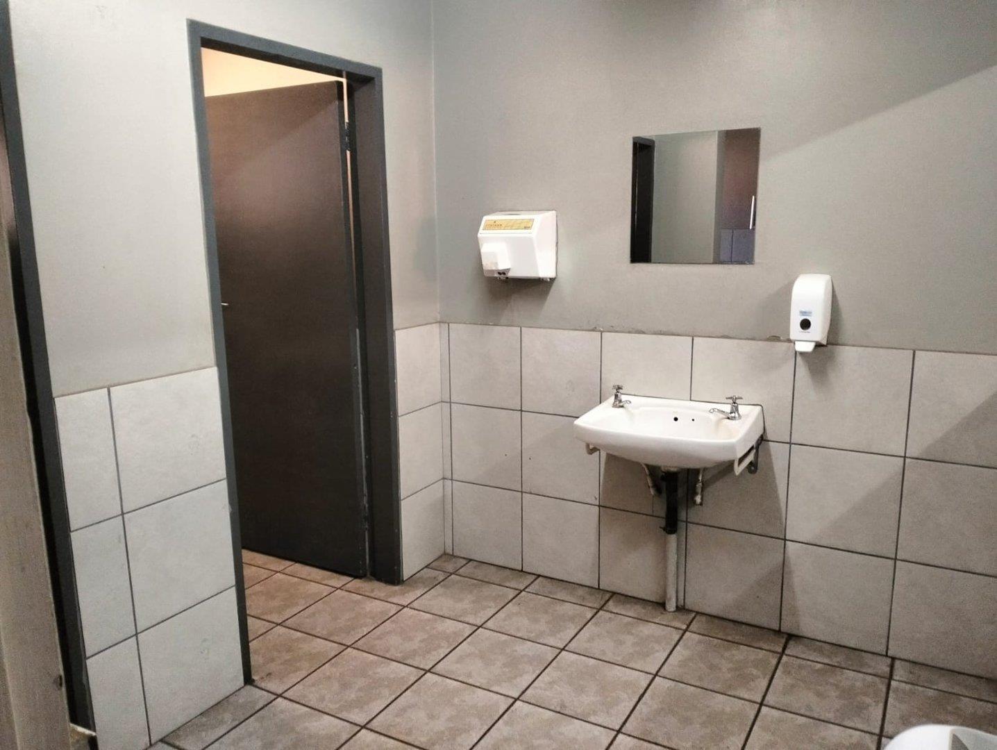 346119288.jpg