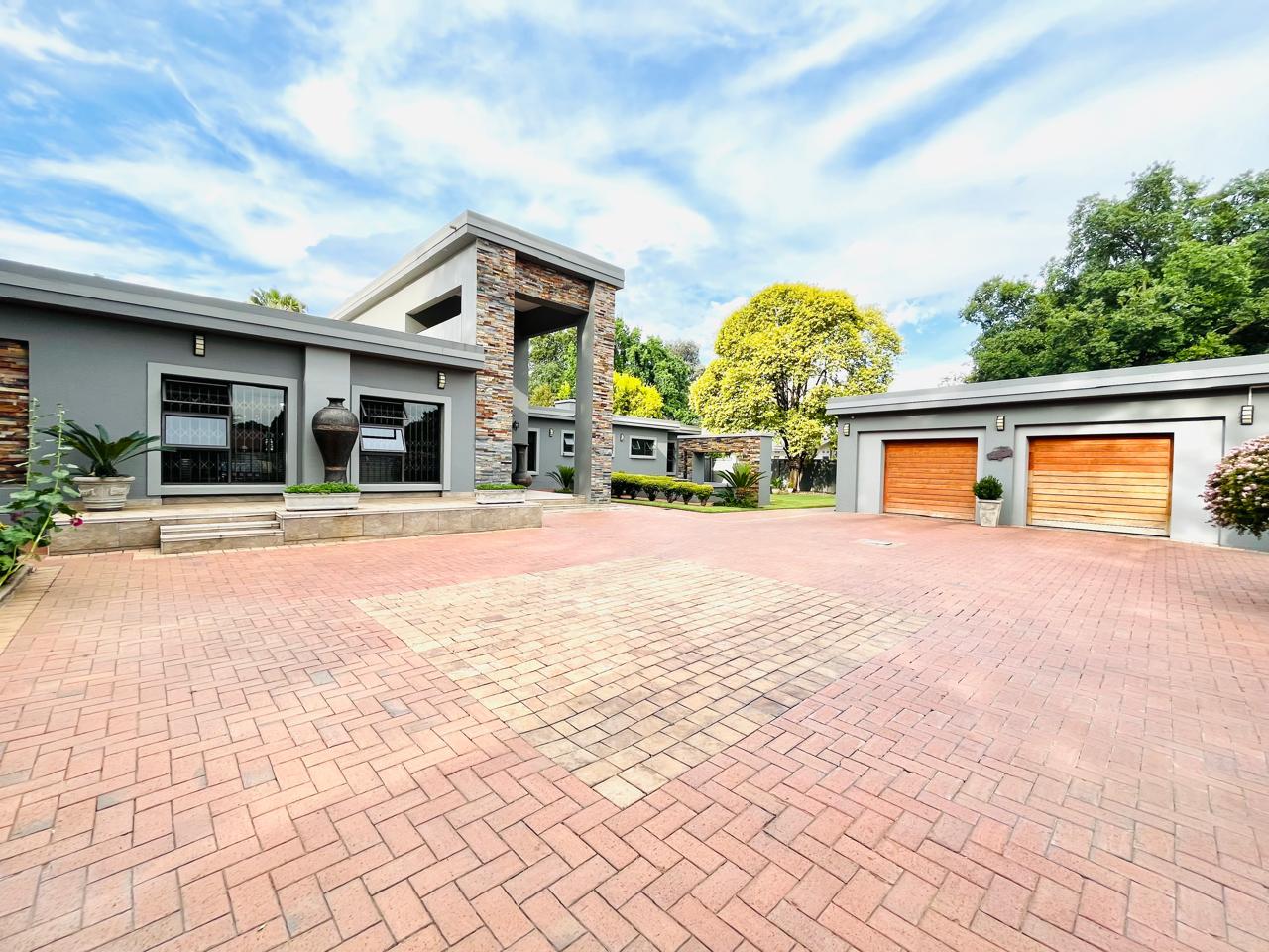 4 Bedroom House for Sale - Gauteng