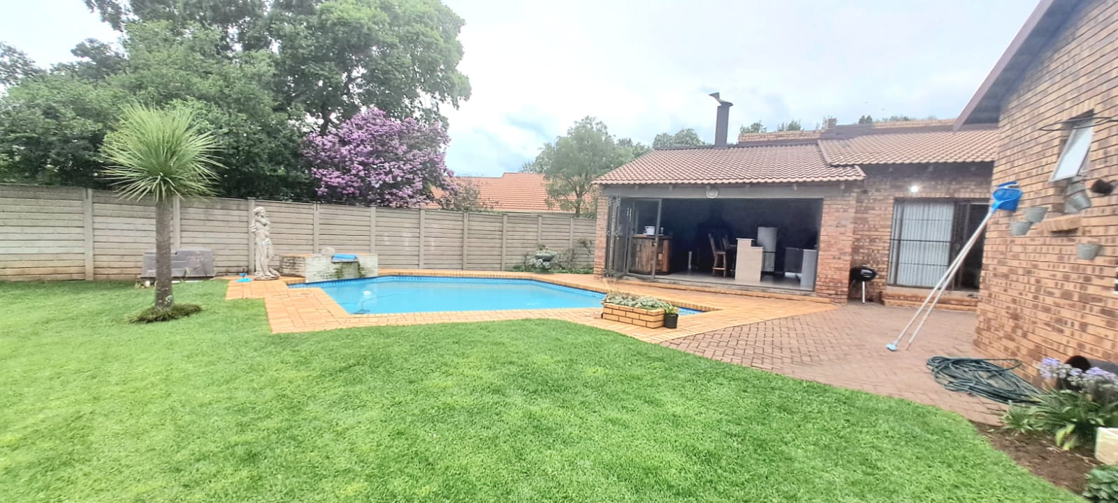 4 Bedroom House for Sale - Gauteng