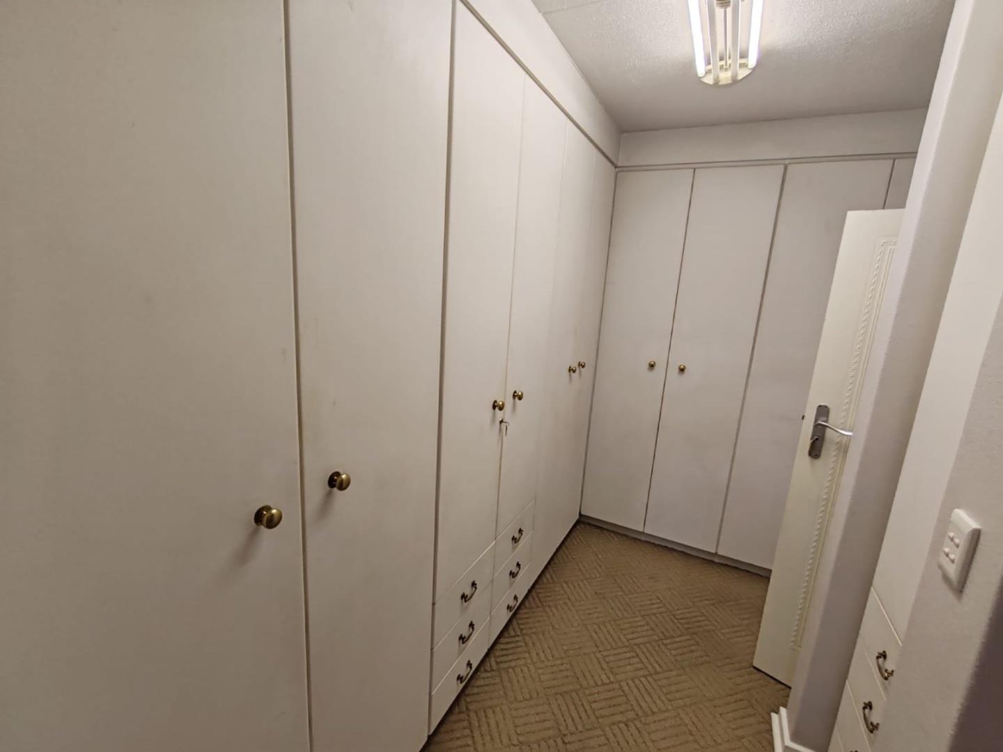 352137334.jpg