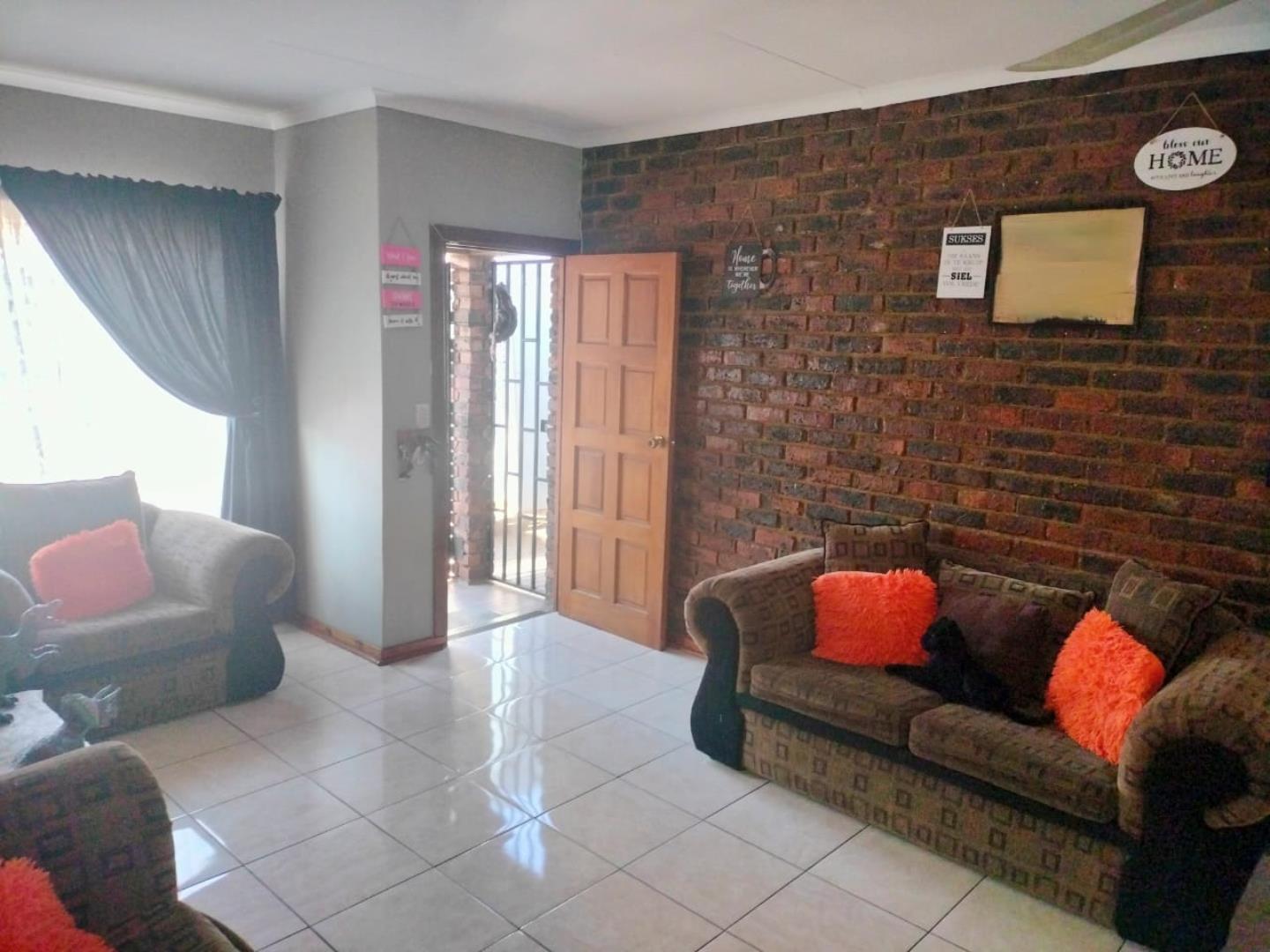 2 Bedroom Townhouse for Sale - Gauteng