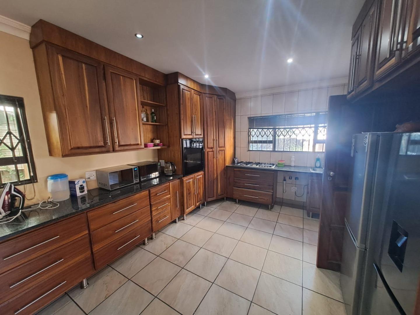 5 Bedroom Guesthouse for Sale - Gauteng